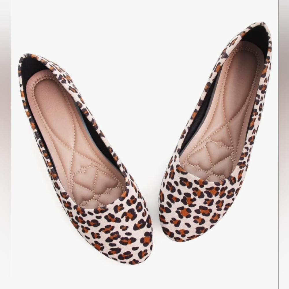 Leopard print Pointed Toe Flats Comfortable Flat Ballet Shoes size 8 cheetah nwt